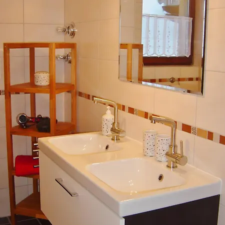 Buehlhof Gaestehaus Apartment Todtnau